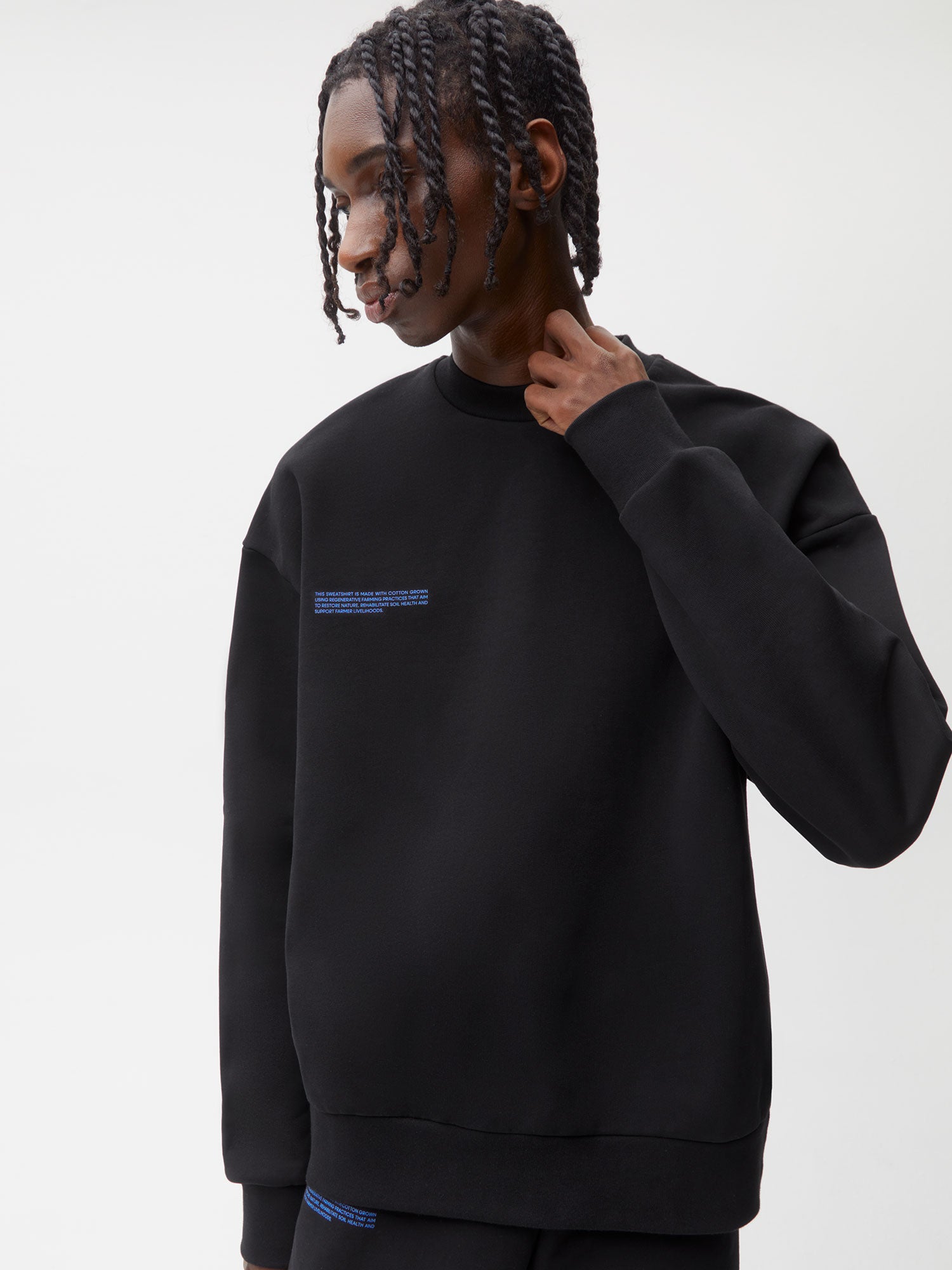 In-Conversion-Sweatshirt-Black-Male-3