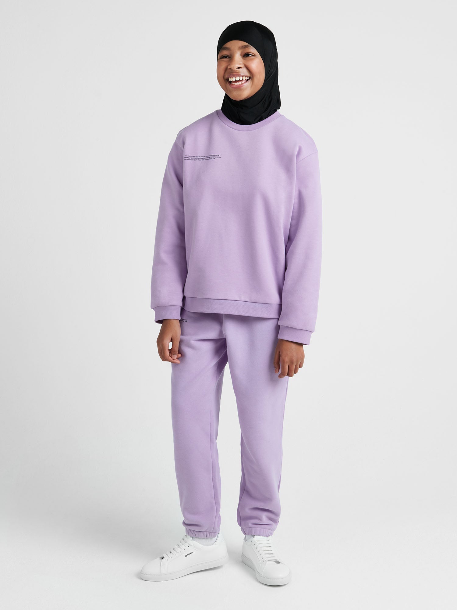 Kids Organic Cotton Sweatshirt Orchid Purple Model