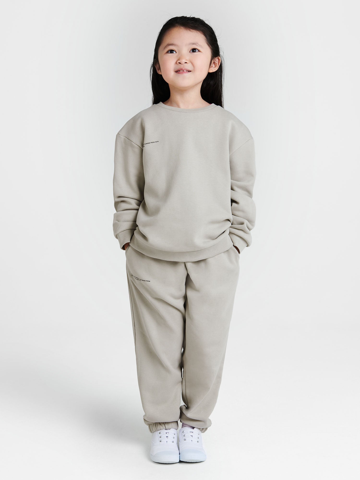 Kids Organic Cotton Sweatshirt Stone Model