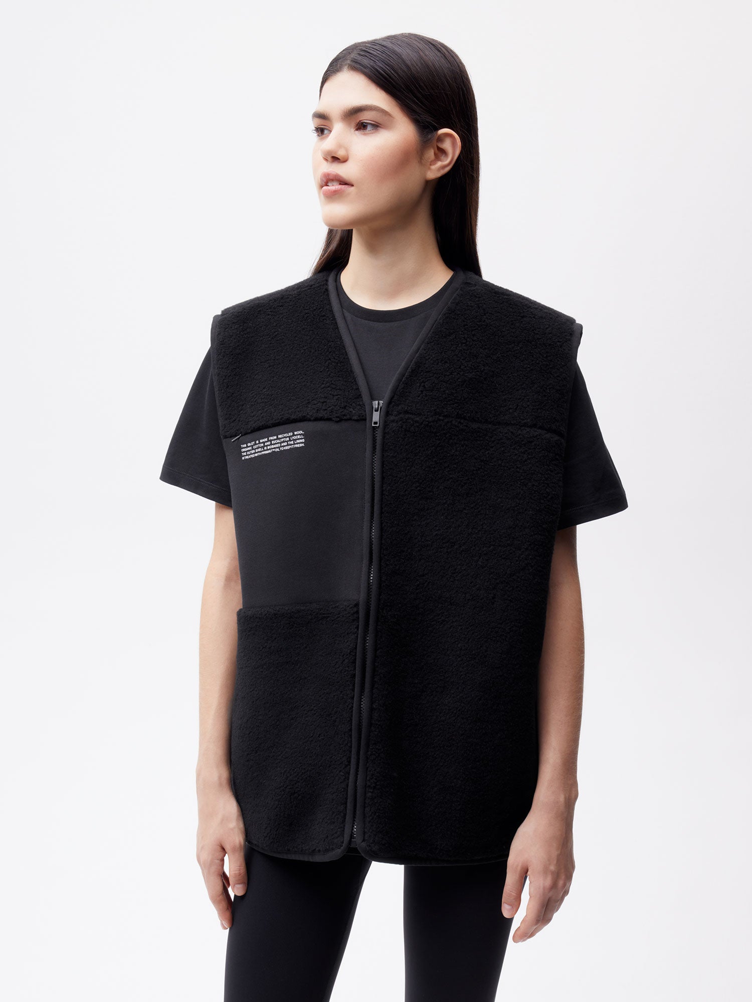 Recycled Wool Fleece Gilet—black female